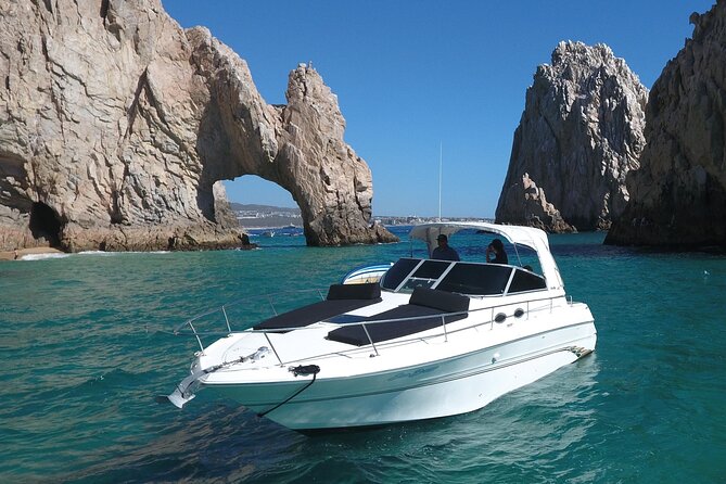 1 Hour Cabo Highlights on a 33ft Luxury Yacht - Weather, timing, and cancellation rules