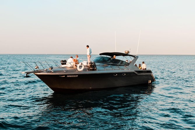 3Hr Private Yacht Cruise in Cabo As if you were aboard your own Private Yacht.Al - Who will enjoy this yacht cruise most?
