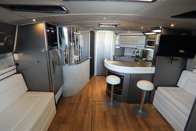 4-hour Private Yacht Cruise in Cabo - What you eat and drink onboard