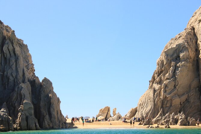 45 Minute Transparent Boat Ride to the Arch of Cabo San Lucas - Circling Lands End for 35 Minutes