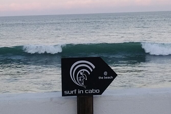 90 Min Surf Lesson / Great for Beginners - Starting at Playa Pescadito near San José del Cabo