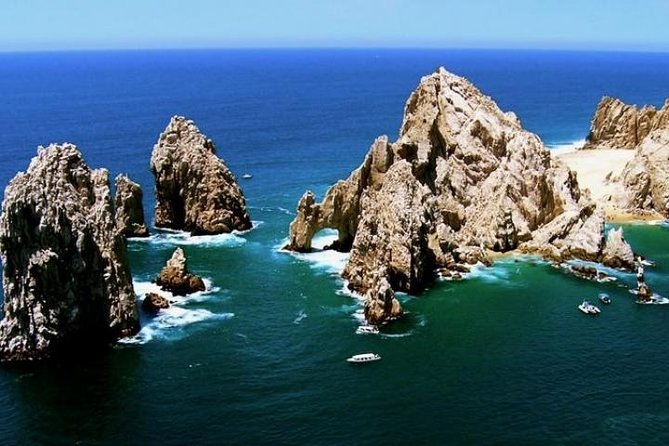 Arch Tour with Amazing Captain in Cabo San Lucas - What you see on the way to El Arco