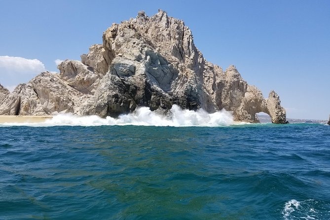 Arch Tour with Amazing Captain in Cabo San Lucas - El Arco, the photo stop worth the fare