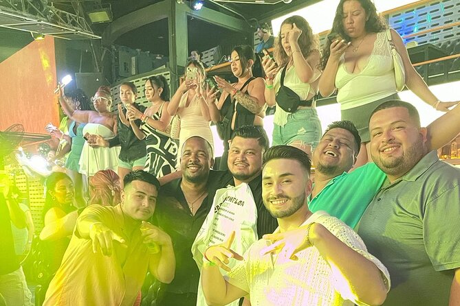 Bachelor Crawl- Cabo San Lucas- Free T-Shirt party checklist - Welcome shots at Maranta Los Cabos
