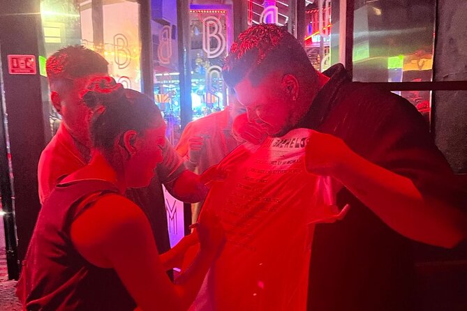 Bachelor Crawl- Cabo San Lucas- Free T-Shirt party checklist - 24K Los Cabos keeps the rotation moving