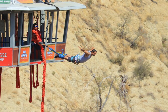 Bungee Jump in Los Cabos - A small group, but not always a fast one