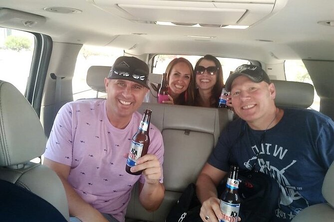 CABO AIRPORT PRIVATE SUV TO Cabo AREA RESORTS ONE WAY - A private SUV that works best for small groups