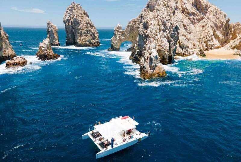Cabo Catamaran Snorkel: Arch & Santa Maria, Open Bar, Snacks - At a glance