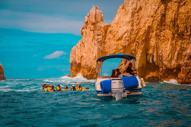 Cabo life Private Yacht in Los Cabos | 10 PAX & 3 HRS - Snorkeling, music, and time to relax