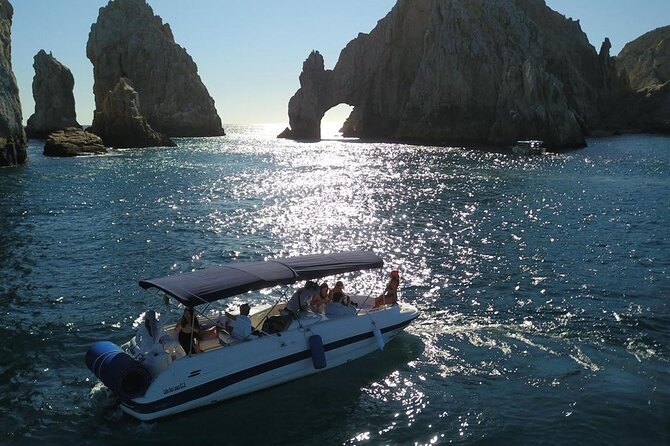 Cabo Private Yacht Tour: The Arch, Sea Lions & Scenic Beaches - Meeting El Arco at the end of the peninsula