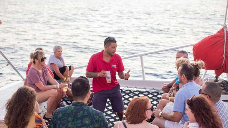 Cabo San Lucas: 2 Hour Sunset Cruise with Food and Wine - Jazz changes the mood