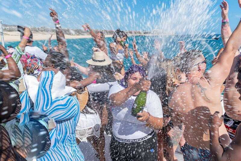 Cabo San Lucas: Adults-Only Boat Party with Drinks & Live DJ - Music, dancing, and the social rhythm