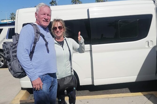 Cabo San Lucas Airport Transportation, Private Round Trip - Choosing between a Suburban and a Hiace
