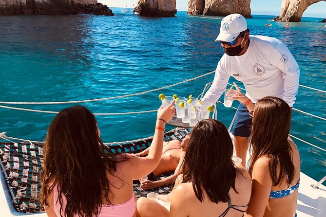 Cabo San Lucas and Santa Maria Bay Snorkeling Sightseeing Cruise - How the shared format affects your day