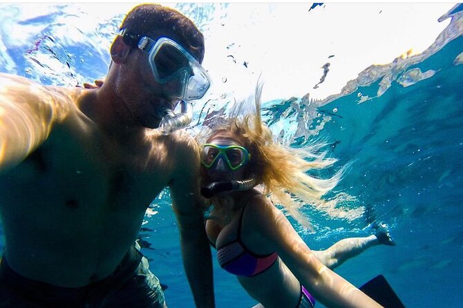Cabo San Lucas Arch Boat Tour and Snorkeling at Pelican Rock - Finding the boat near the Cabo marina