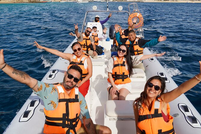 Cabo San Lucas Arch Cruise and Shopping Tour - Baja pearls and the story behind the jewelry