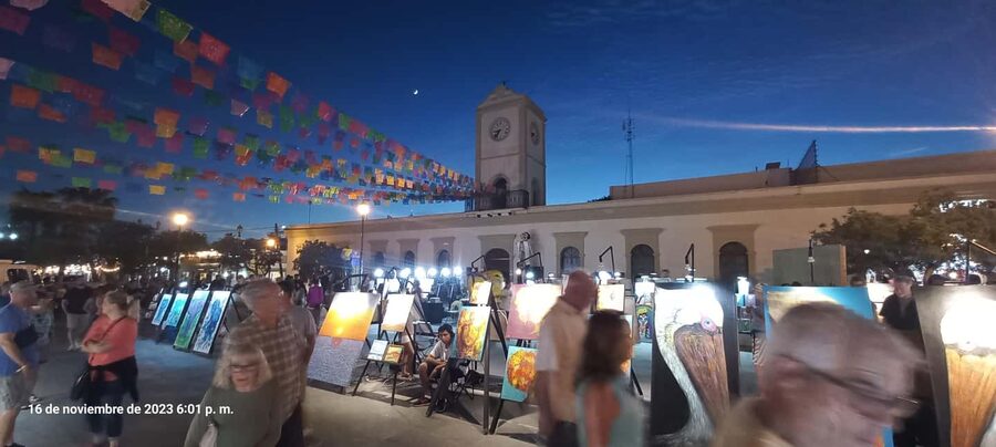 Cabo San Lucas: Art Walk in San Jose del Cabo - How the evening feels for different types of visitors