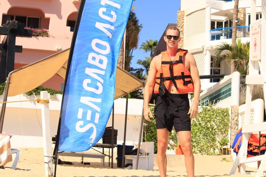 Cabo San Lucas Bay: Guided Jet Ski 30 minutes Rental - Who will enjoy this Cabo ride