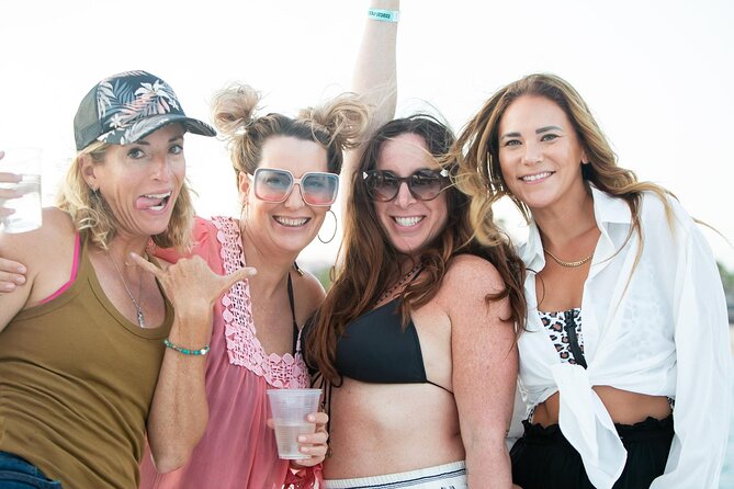 Cabo San Lucas Boat Tour with Snorkeling, Open Bar, and Lunch - Cabo’s classic coastline in one boat ride