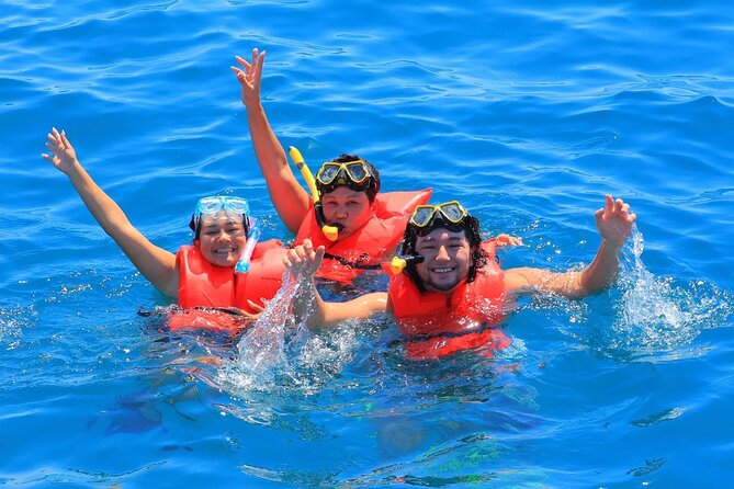 Cabo San Lucas Catamaran Cruise: Snorkel or Sunset Adventure - Choosing between daytime snorkeling and sunset sailing