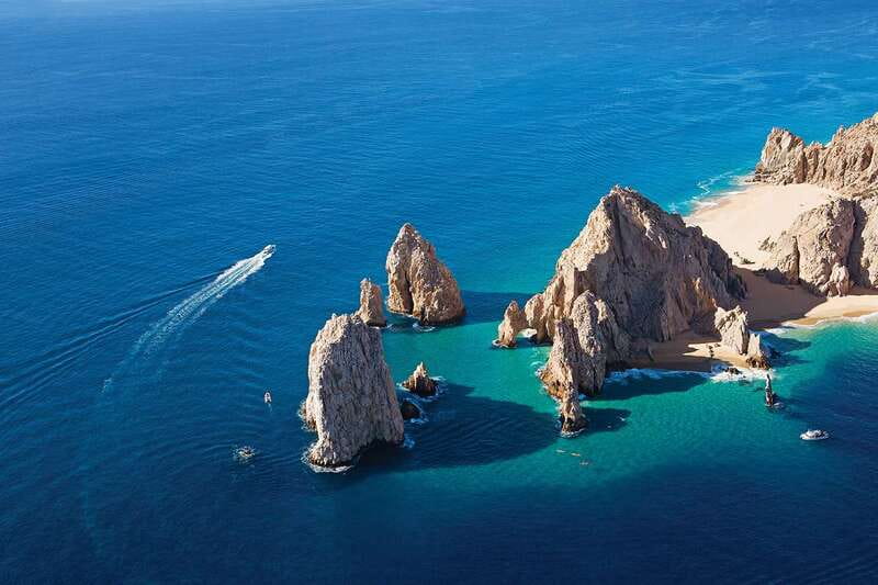 Cabo San Lucas: glass-bottom boat ride to "End of the Earth" - Key points to know before booking