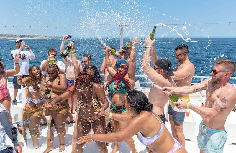 Cabo San Lucas: Hip Hop Boat Party with Unlimited Drinks - Heat, seating, and boat movement