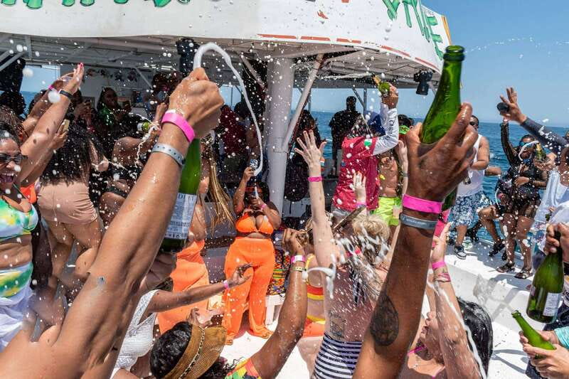 Cabo San Lucas: Hip Hop Boat Party with Unlimited Drinks - Three hours of hip-hop, dancing, and drinking games