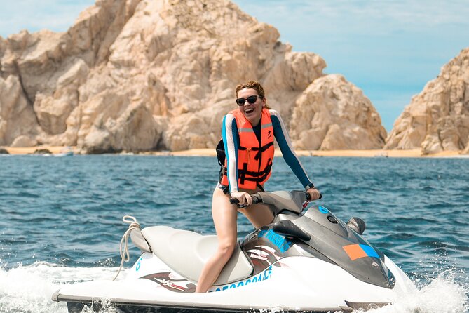 Cabo San Lucas Jet Ski Rental - What you can and cannot see near the Arch