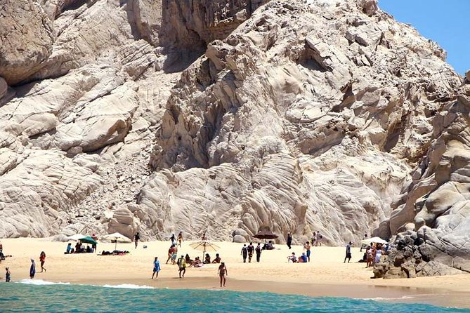 Cabo San Lucas sightseeing and Famous Arch tour - Glassblowing gives the tour a local craft stop