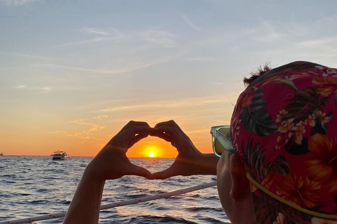 Cabo San Lucas Sunset Cruise with Open Bar and Snacks - Finding the dock and timing your arrival