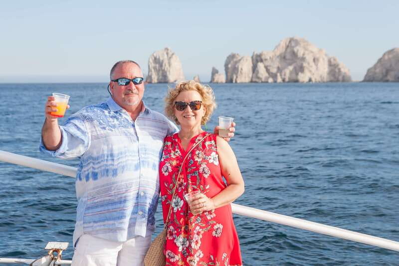 Cabo San Lucas: Sunset Cruise with Wine and Jazz - Sunset, Jazz, and the Premium Open Bar