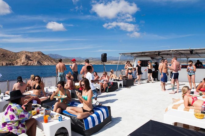 Cabo San Lucas Sunset Dinner Cruise with Open Bar - Who will enjoy this Cabo cruise most