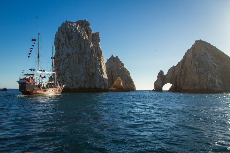 Cabo San Lucas: Sunset Pirate Ship Cruise with Dinner Show - Practical ways to make the night better