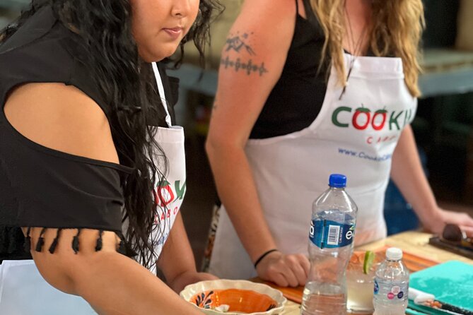 Cabo San Lucas Taco Fiesta: Cooking, Dancing and Mixology Class - Live music keeps the three hours moving
