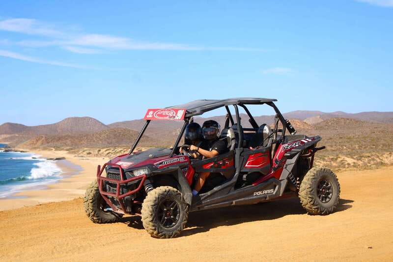 Cabo San Lucas: Tour en UTV playa desierto y tequila tasting - The safety briefing sets the tone