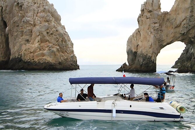 Cabo Yacht Tour to Lovers or Pelícano Beach + Beach Time - A short yacht ride with a long beach stop