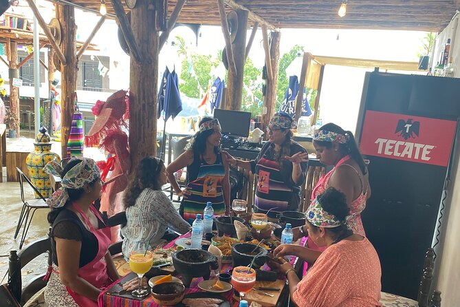 Cooking classes + margaritas and mezcal tasting - Margaritas, mezcal, and the open bar