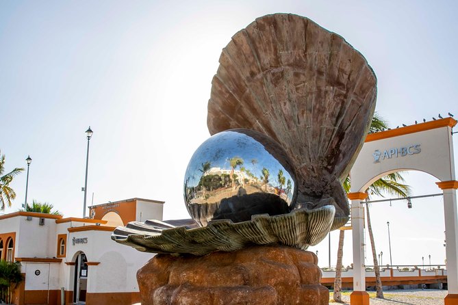 Day Trip to La Paz & Balandra Beach from Cabo San Lucas - What the guides add to the day
