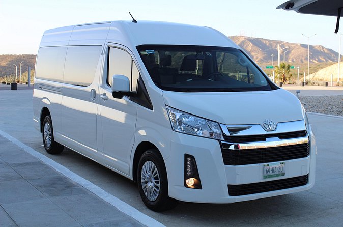 Economic Los Cabos Airport Transportation - What the price includes, and where the value slips