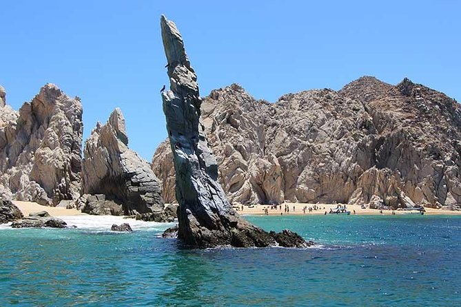 Famous Arch tour with Glass Bottom Boat. - Lover’s Beach and the twin shores of Cabo