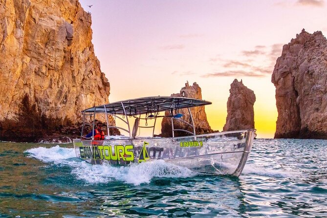 Glass Boat Tour in The Arch - Group size, language, and comfort