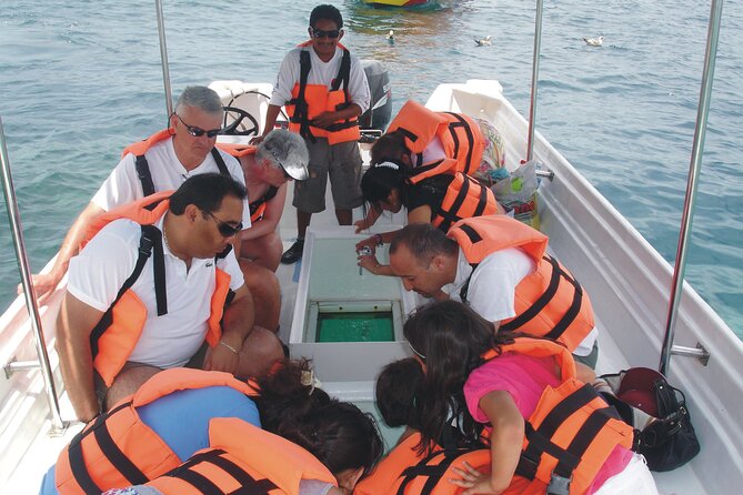 Glass Bottom Boat Ride to the Arch - Why the 45-minute length can be a strength