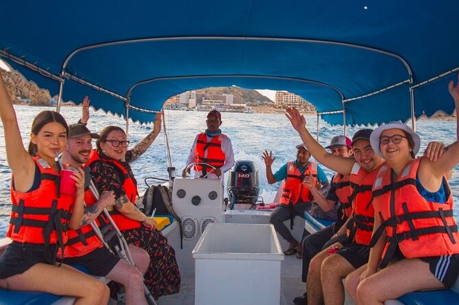 Glass-bottom boat tour to the Arch + beach time - What you see between the marina and El Arco