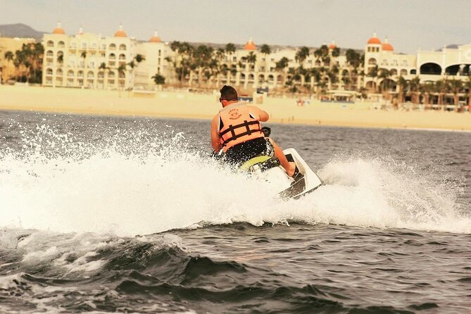 Jet Skiing in Cabo San Lucas - Key points for your Cabo jet ski ride