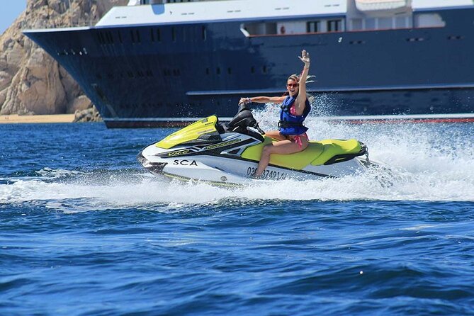 Jetski Ride Activity in El Medano Beach of Mexico - Who can ride and how to plan the outing