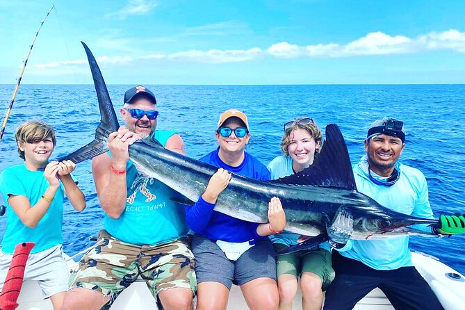 Kellyfish Cabo Sportfishing (Our bigger boat!) - What Fishing Time Really Feels Like