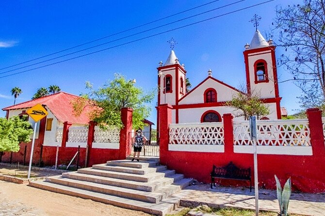La Paz and Todos Santos Day Trip with Lunch - La Paz gives you the day’s main reward