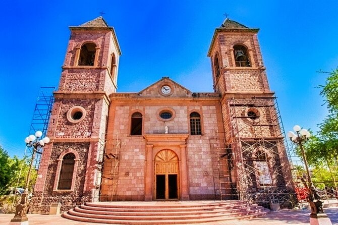 La Paz and Todos Santos Day Trip with Lunch - Todos Santos and the short final stop