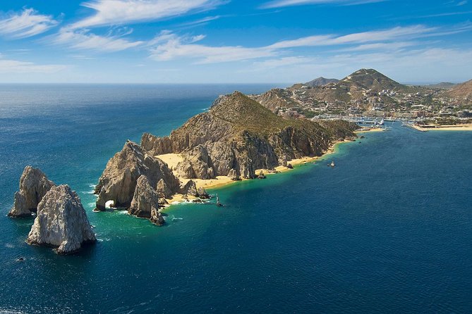 Land's End Sightseeing Boat Tour in Los Cabos - Seeing Land’s End from Medano Beach