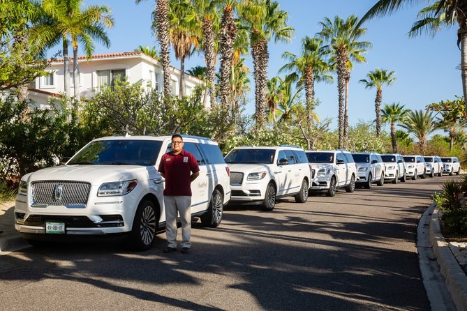 Lincoln Navigator Roundtrip Private Luxury Transportation - A polished arrival at Los Cabos International Airport